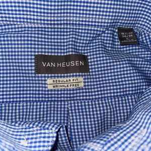 Van Heusen Long Sleeve Dress Shirt
